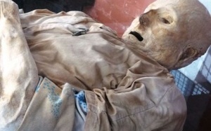 Kỳ lạ khu mộ làm các xác chết tự nhiên hóa đá